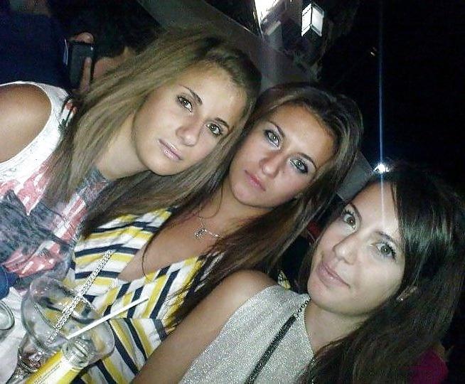 25P Greek Teen Girls 2