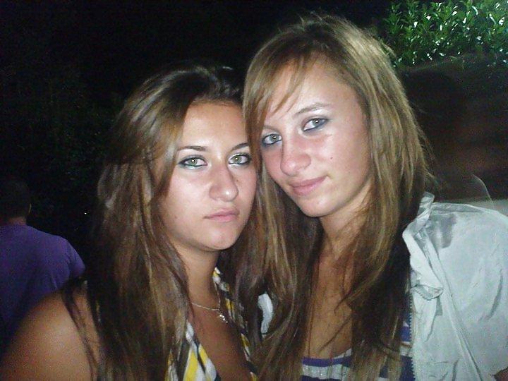 25P Greek Teen Girls 2