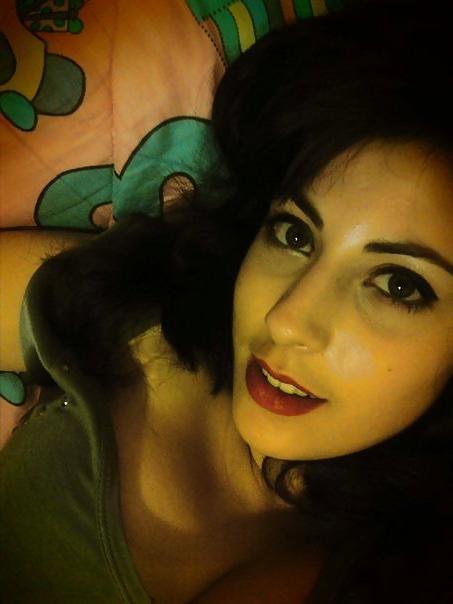25P Greek Teen Girls 2