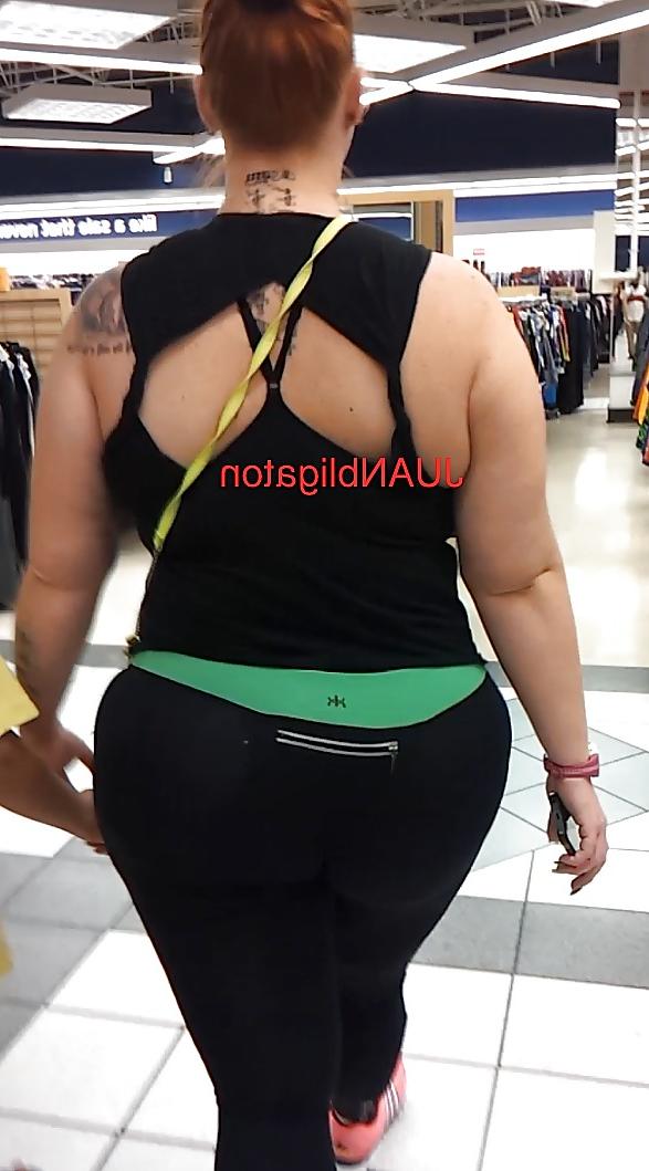 8P MEGA Butt Tramp Stamp PAWG milf in tights! VOYEUR candid