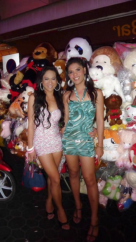 25P PATTAYA'S LADYBOYS by Night