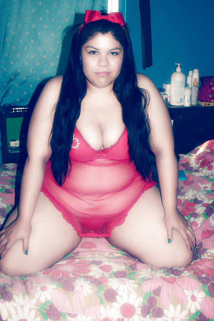 25P Cute BBW Adriana in red lingerie