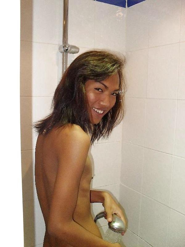 15P Ladyboy Earn from Pattaya