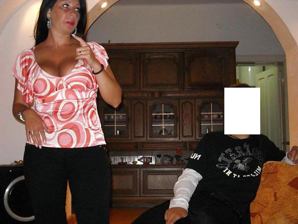 12P Romanian milf: Maria