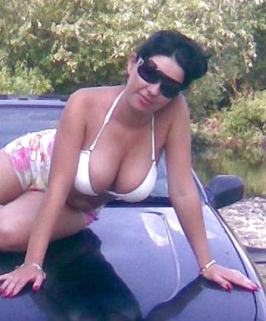 12P Romanian milf: Maria