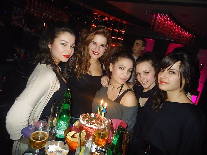 25P Greek Teen Girls