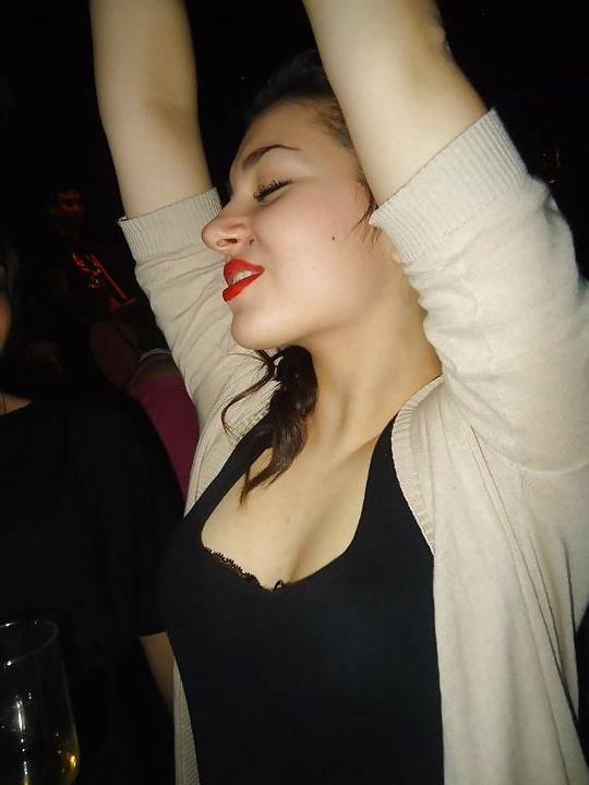 25P Greek Teen Girls