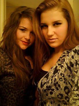 25P Greek Teen Girls