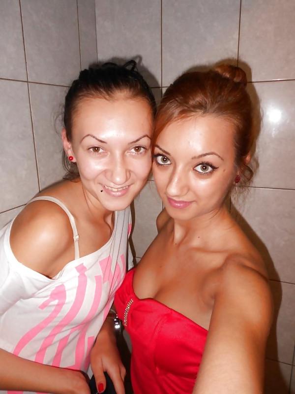 6P Romanian girl: Andree