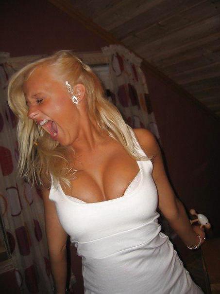 25P Norwegian Girls