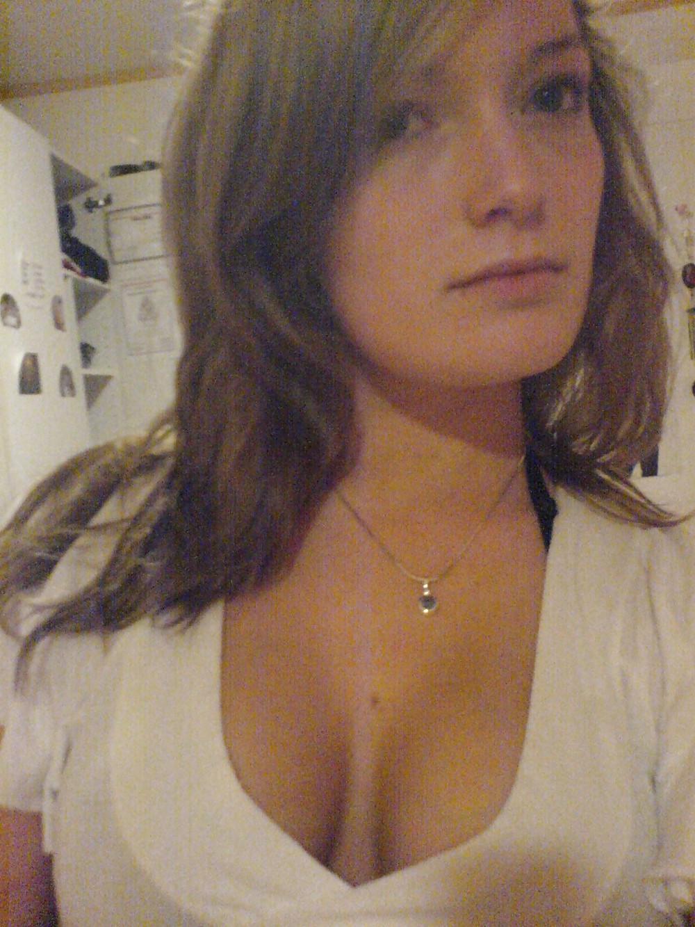 25P Norwegian Girls