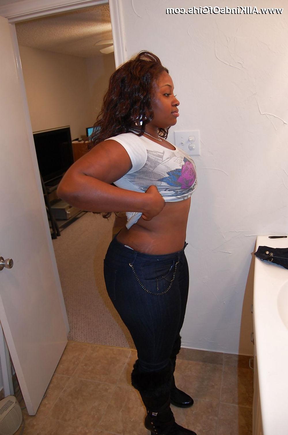 17P Vicky ebony bb milf