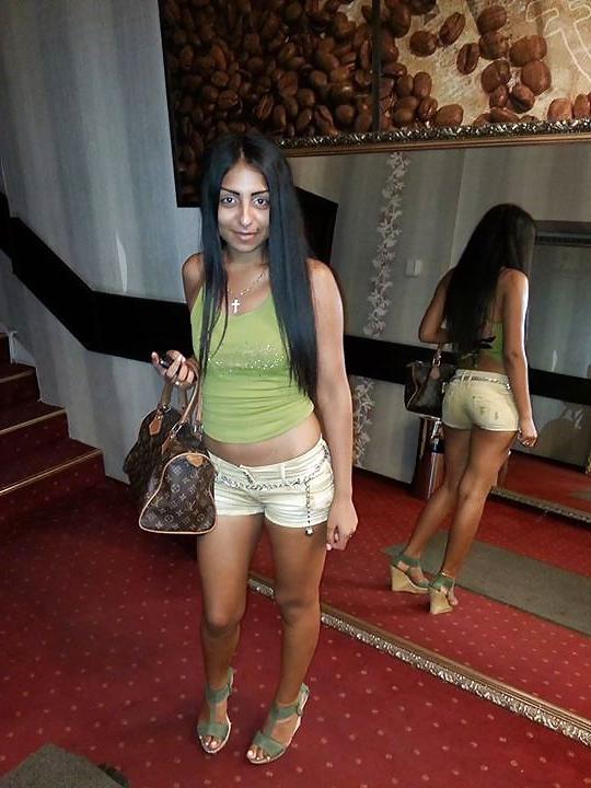 12P Romanian girl: marina