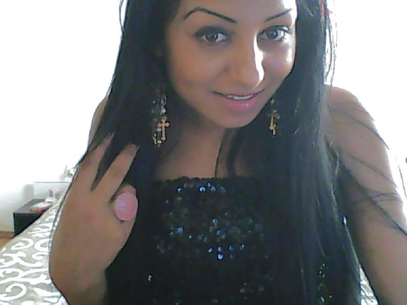 12P Romanian girl: marina