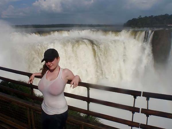 20P Not naked busty facebookwomen 11.