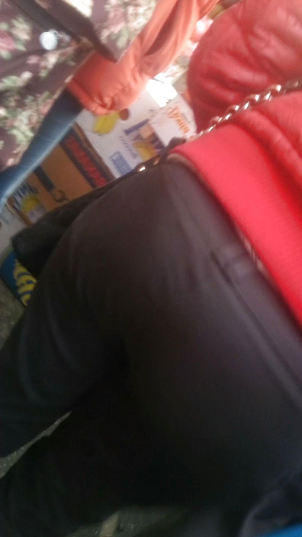 11P Hooooot hot ass mature romanian