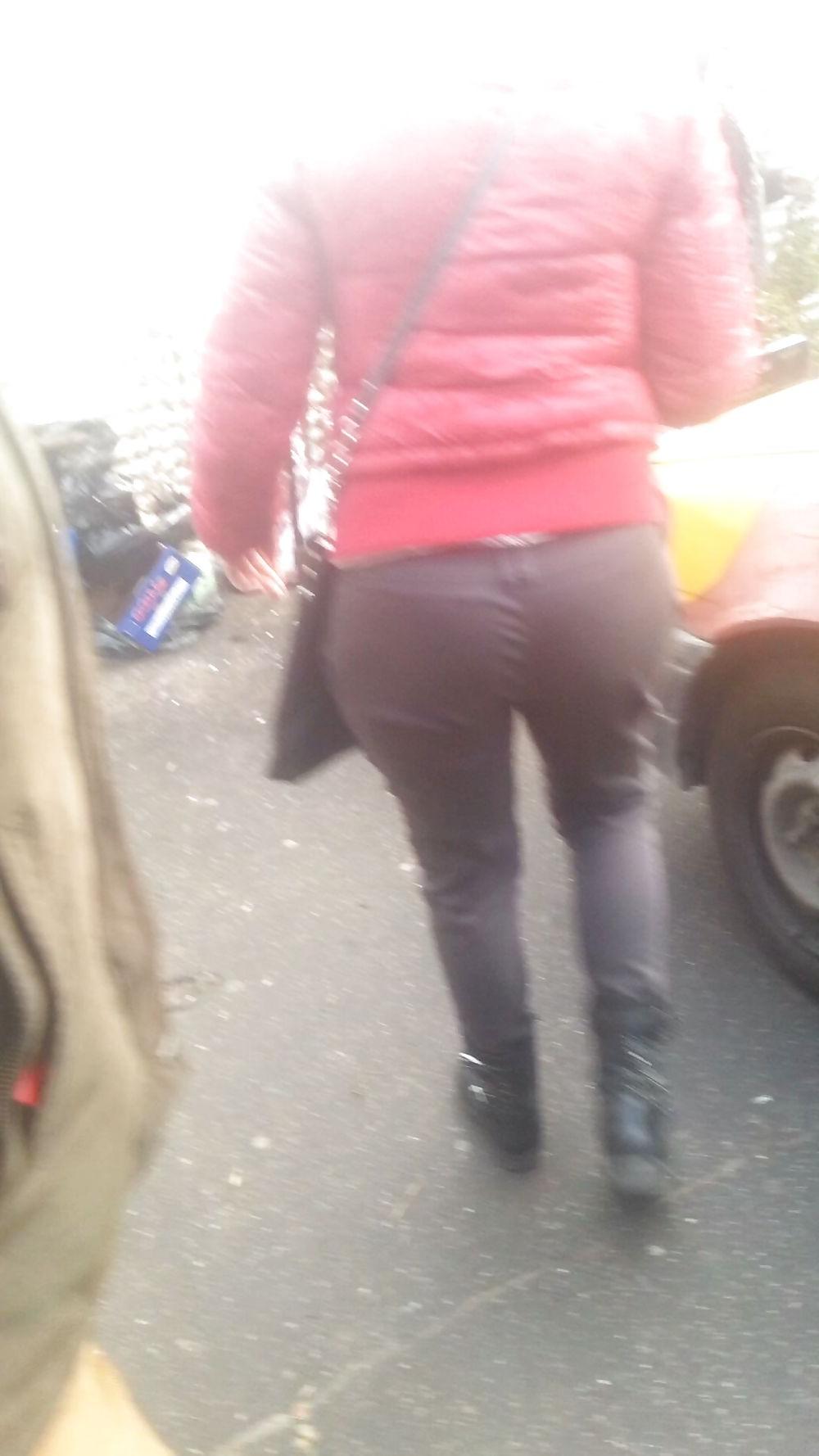 11P Hooooot hot ass mature romanian