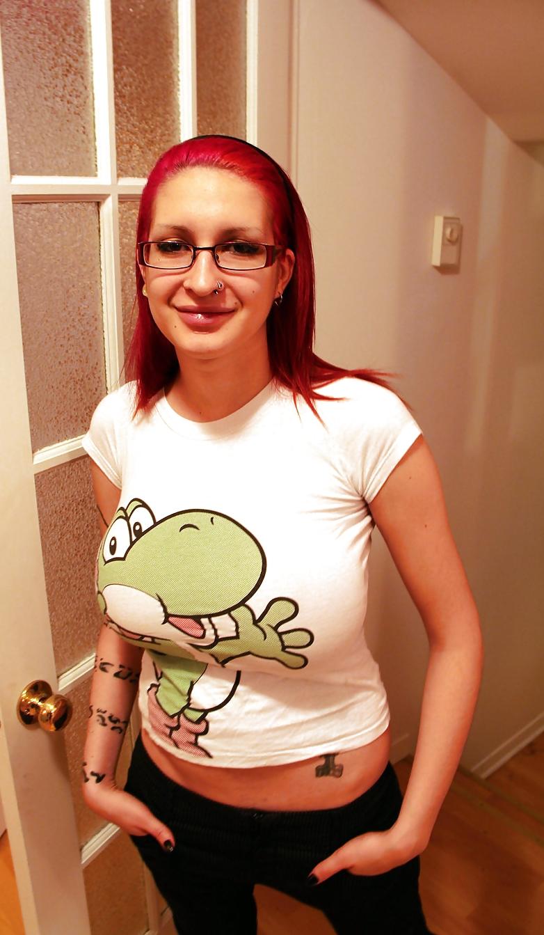 20P Not naked busty facebookwomen 8.