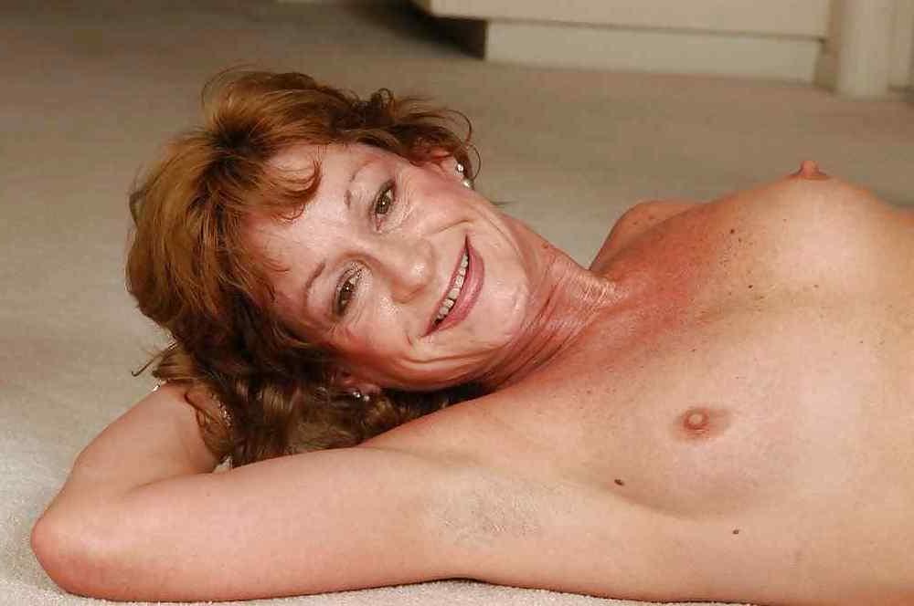 25P Hot Mature Lady Janice by DarKKo