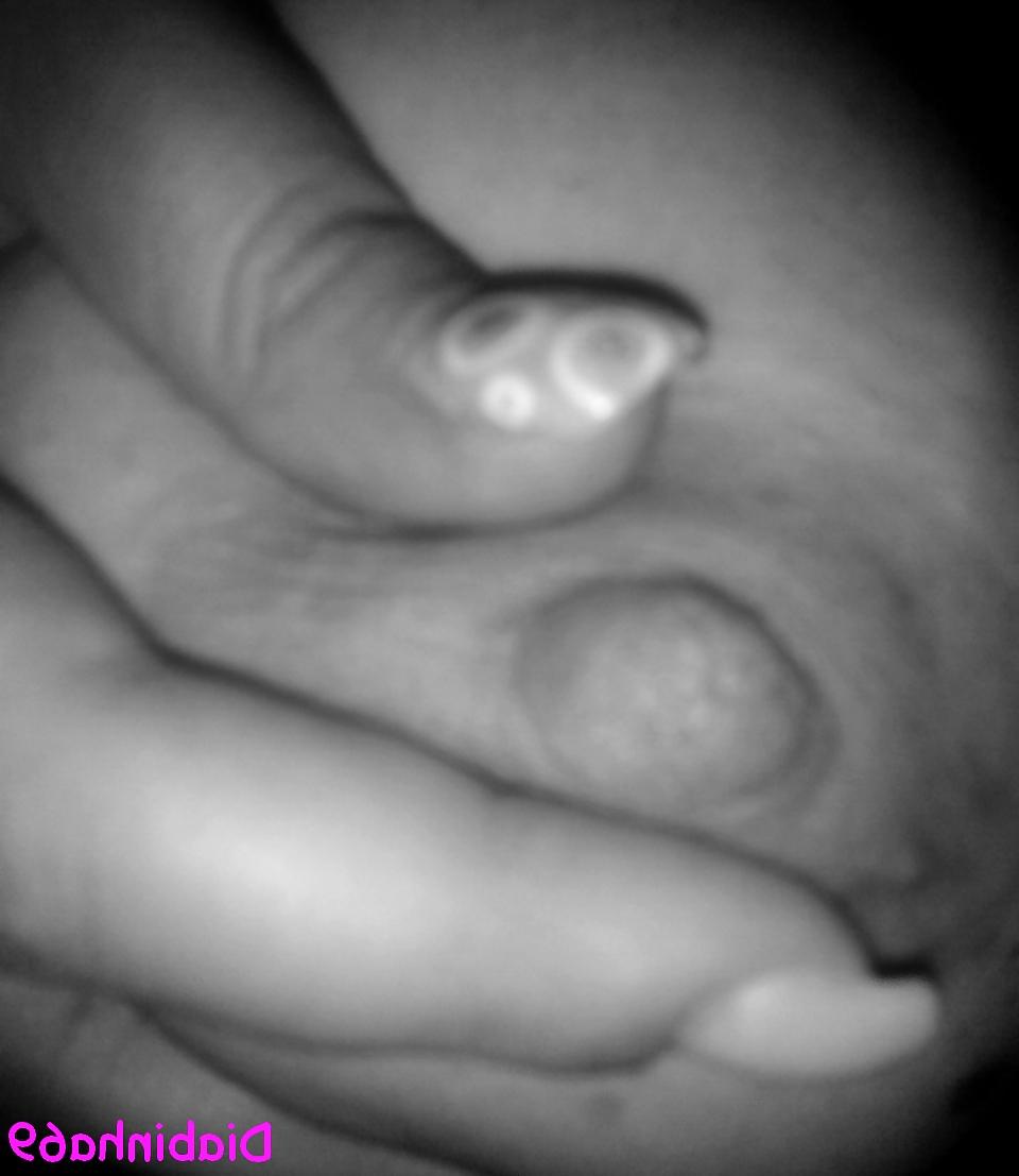 4P Fingers vs nipples (B&W)
