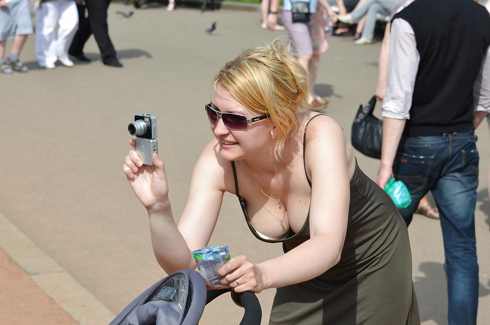 25P Candid voyeur