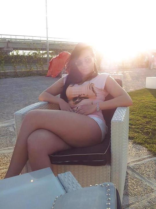 25P Romanian girl: ella