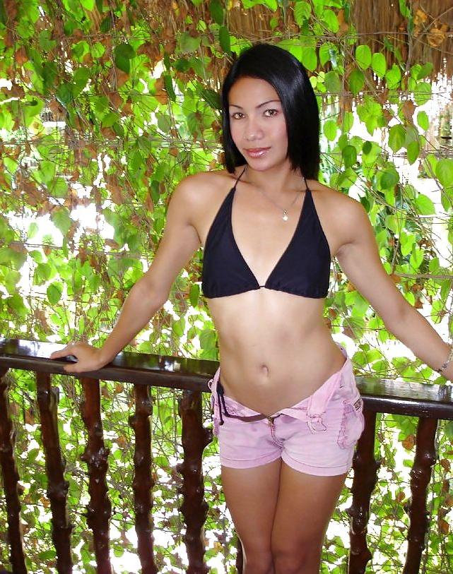 25P Filipino Ladyboy Trisha without Tits