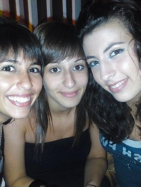 25P Greek Teen Girls 4