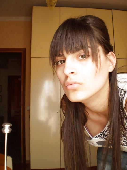 25P Greek Teen Girls 4