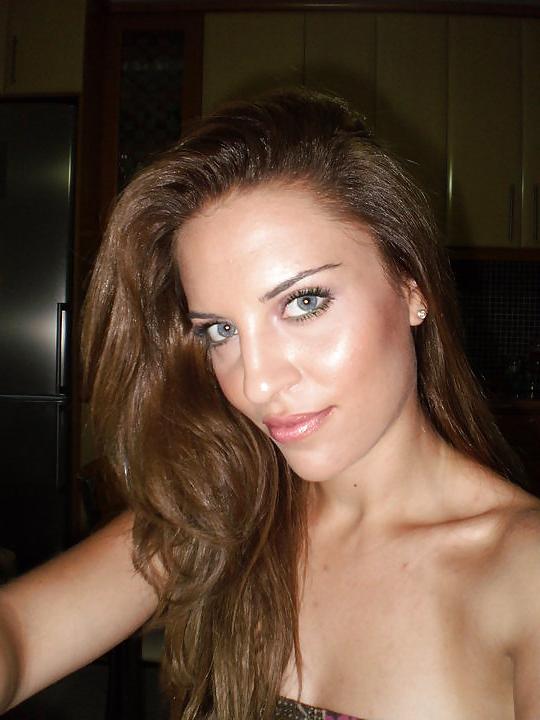 25P Greek Teen Girls 4