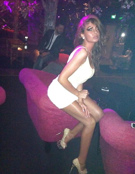 25P Romanian women: Anna