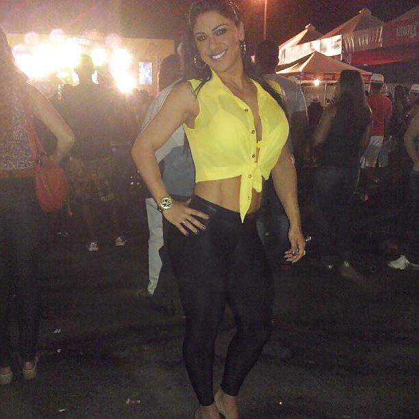 11P Big big ass butt boobs