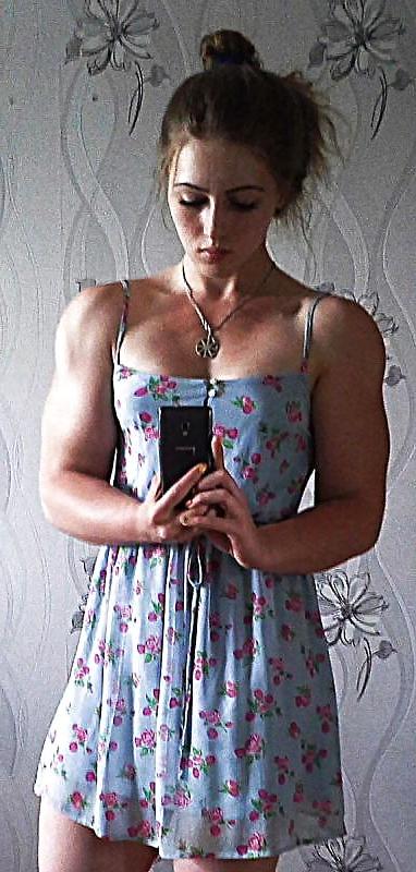25P Sexy Russian Powerlifter Julia Vins