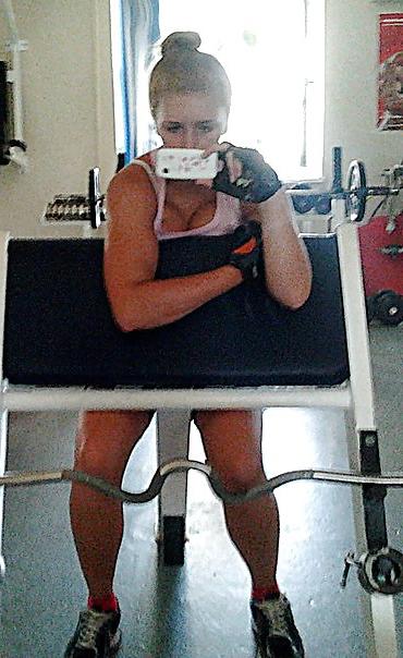 25P Sexy Russian Powerlifter Julia Vins