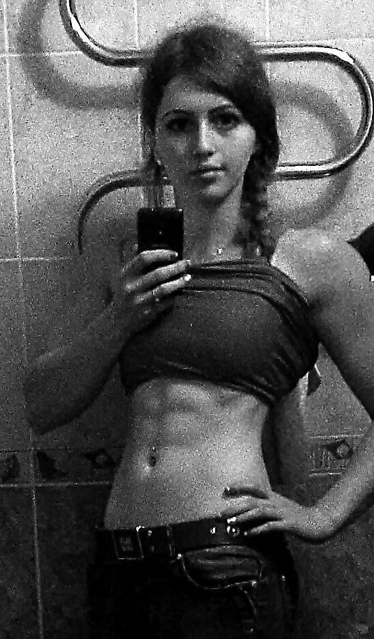 25P Sexy Russian Powerlifter Julia Vins