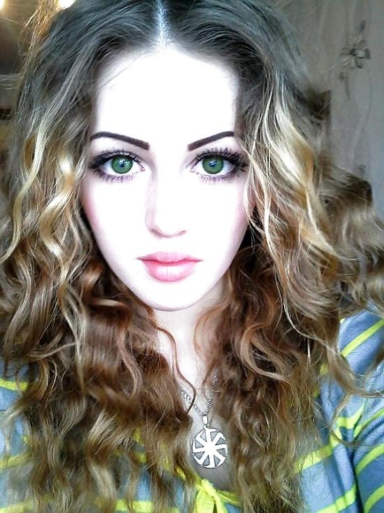 25P Sexy Russian Powerlifter Julia Vins