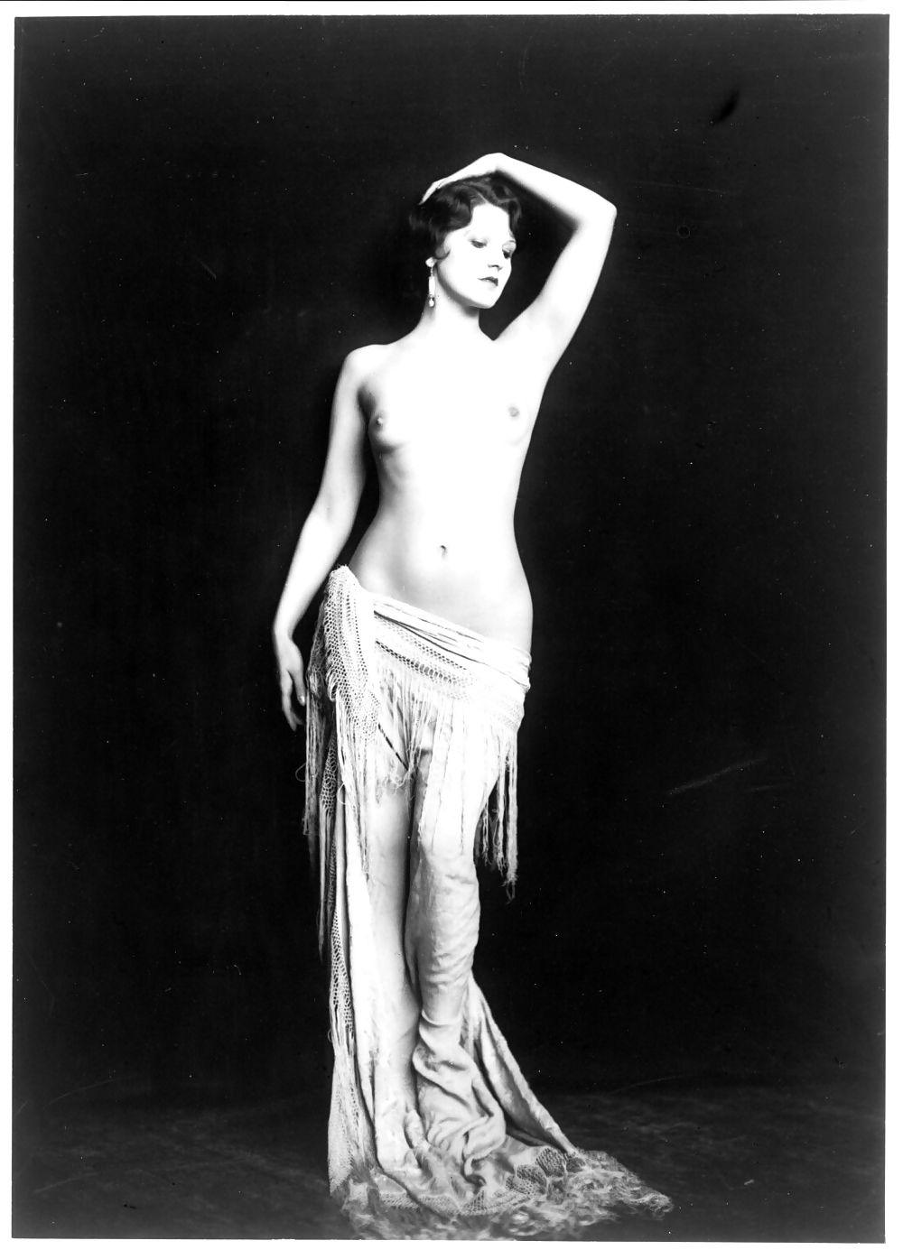 25P Pin Ups 1780 - 1920