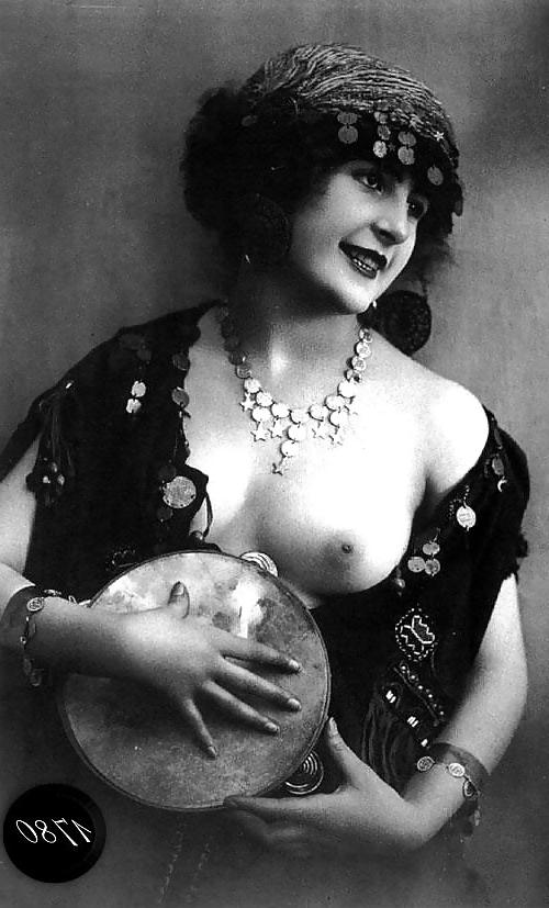 25P Pin Ups 1780 - 1920
