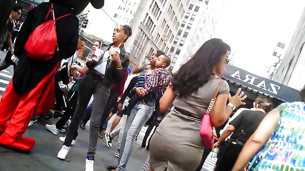 18P Hot Indian Women - Big Butt