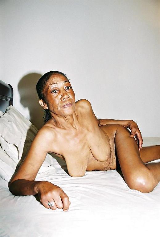 10P Skinny Ebony Granny