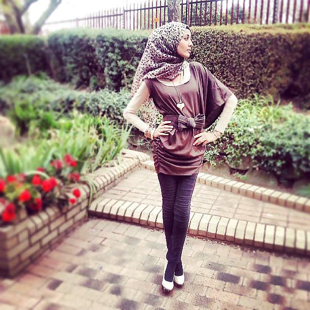 25P Tall Skinny Hijabi will make you CUM!