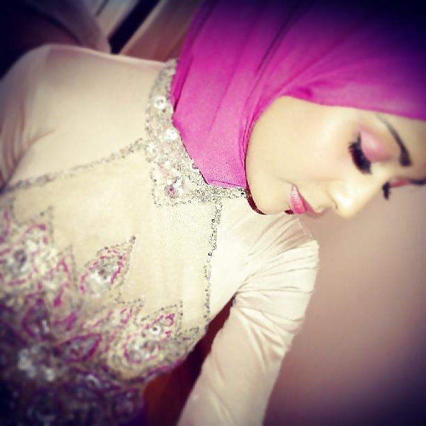 25P Tall Skinny Hijabi will make you CUM!
