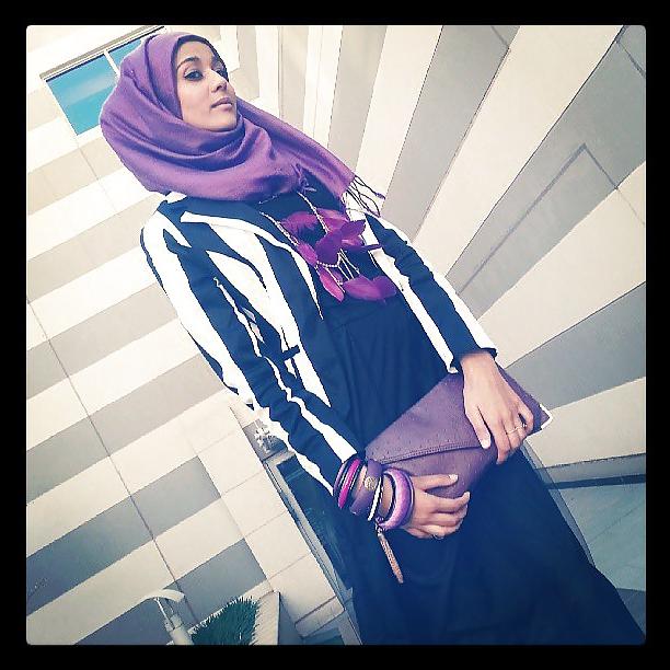 25P Tall Skinny Hijabi will make you CUM!