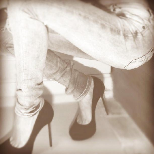 25P Tall Skinny Hijabi will make you CUM!