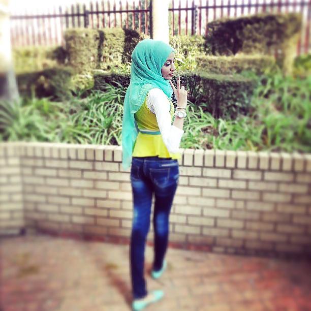 25P Tall Skinny Hijabi will make you CUM!