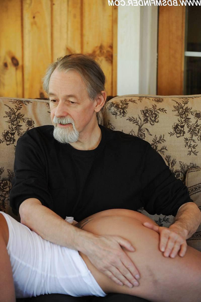20P Daughter Gets Spanked OTK