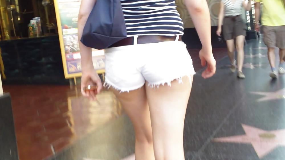 25P Sexy summer teen ass & butt in shorts