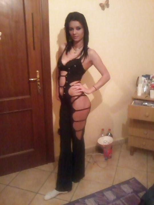 25P Romanian milf: rebecca