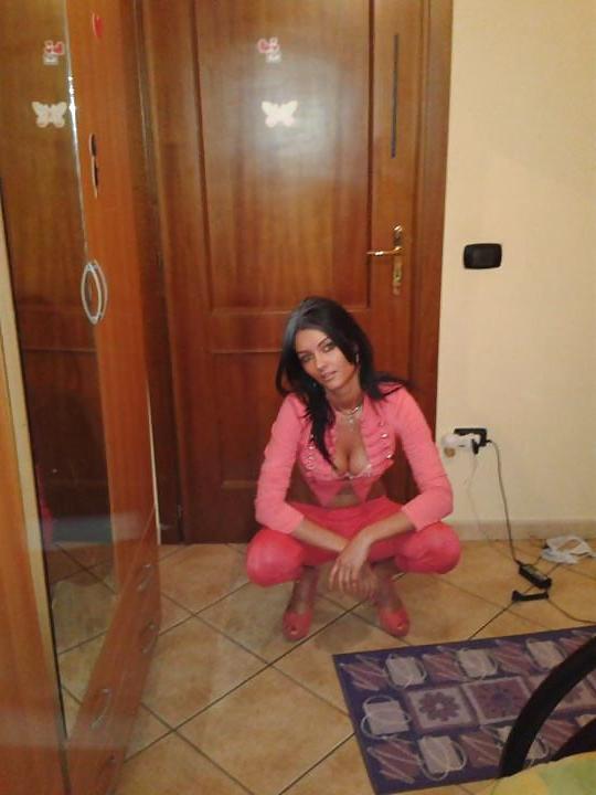 25P Romanian milf: rebecca