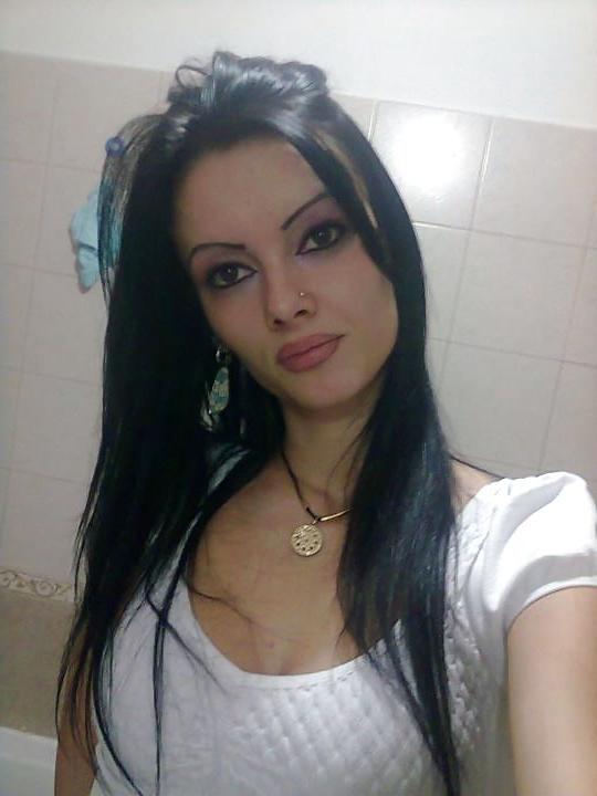 25P Romanian milf: rebecca